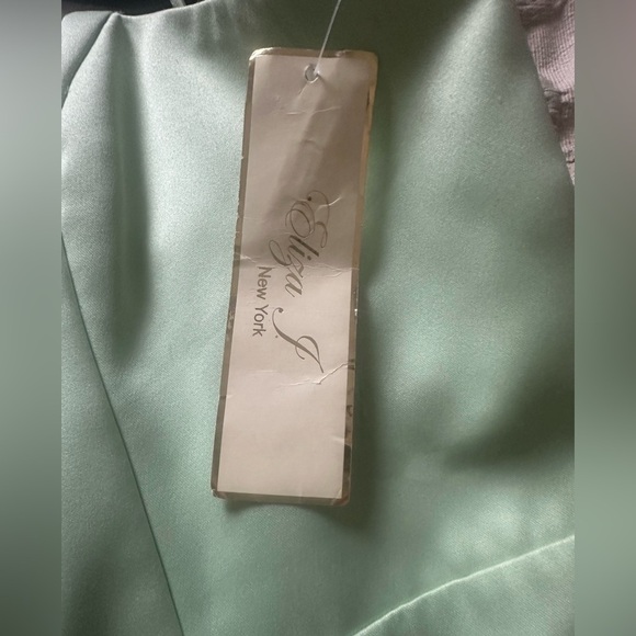 Eliza J Green Sleeveless Fit and Flare Dress - Picture 7 of 8